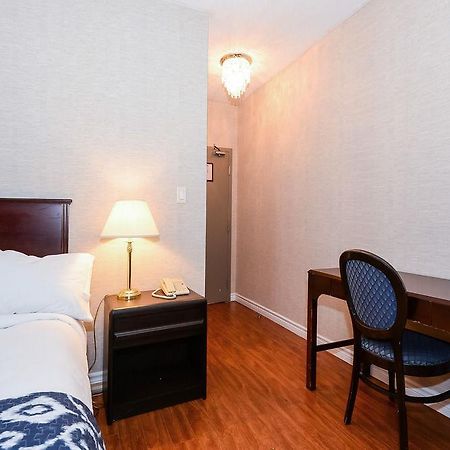 Ottawa Inn Hotel ภายนอก รูปภาพ
