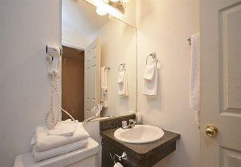 Ottawa Inn Hotel ภายนอก รูปภาพ